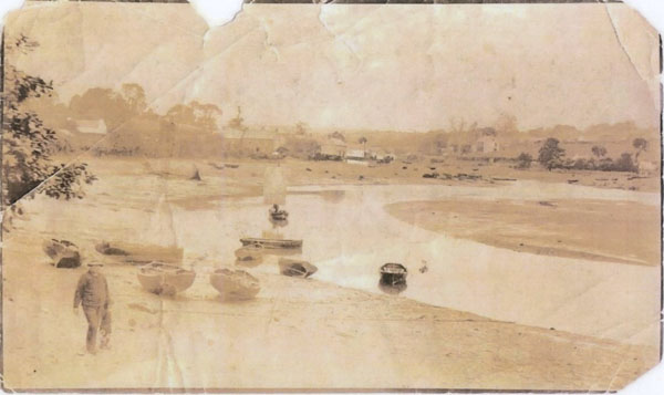 Copy of an undated photograph of the River Cleddau looking up Guildford Pill to Johnnie Palmer's shop